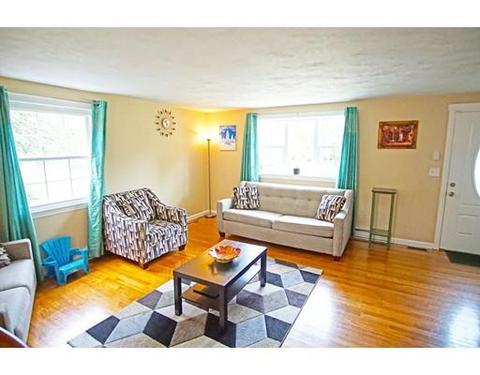 195 Kerry Dr, Springfield, MA 01118 photo 8