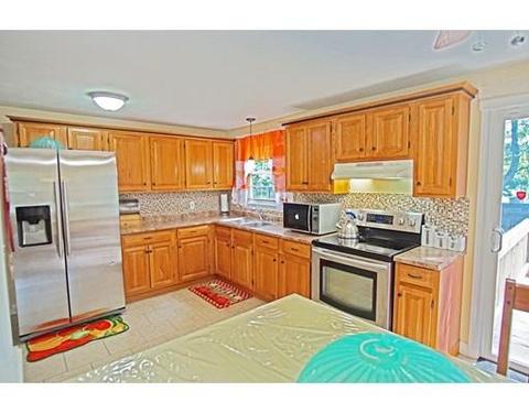 195 Kerry Dr, Springfield, MA 01118 photo 13