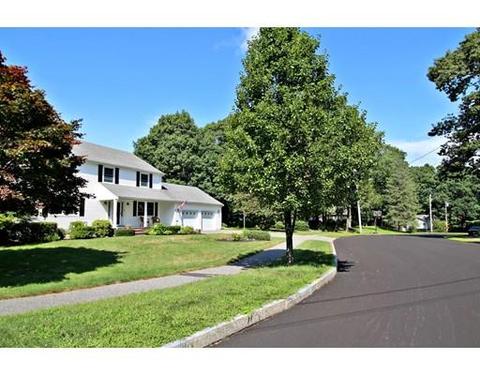 13 Baldwin Ln, Reading, MA 01867 photo 2
