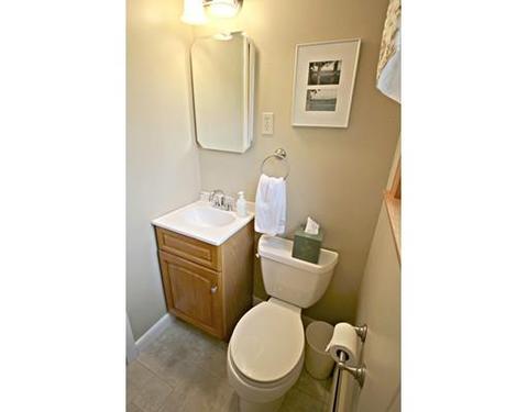 13 Baldwin Ln, Reading, MA 01867 photo 17
