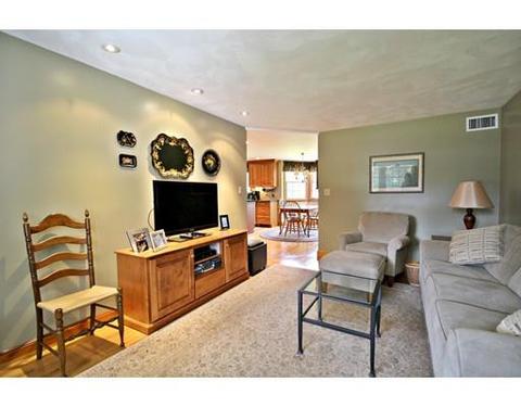 13 Baldwin Ln, Reading, MA 01867 photo 14
