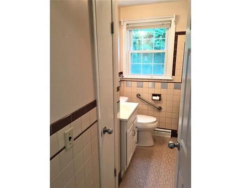 7 John St, Mansfield, MA 02048 photo 4
