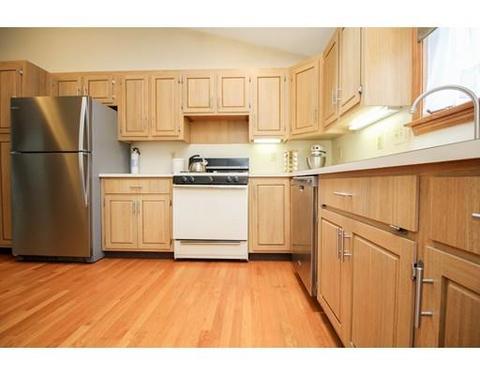 11 Eustis St, Worcester, MA 01606 photo 14