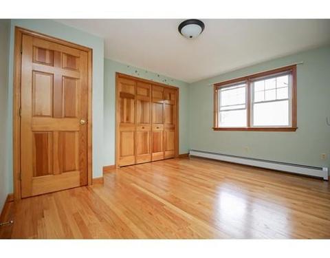 11 Eustis St, Worcester, MA 01606 photo 24