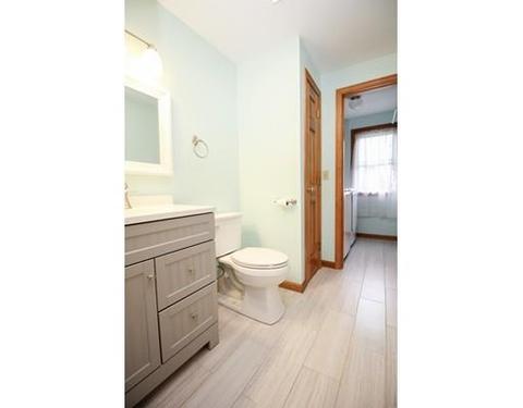 11 Eustis St, Worcester, MA 01606 photo 15