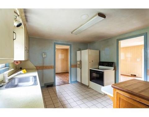 850 Parker St, Springfield, MA 01129 photo 21