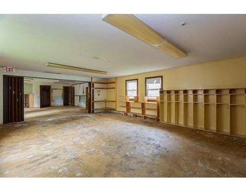 850 Parker St, Springfield, MA 01129 photo 13