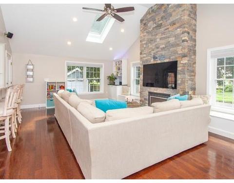 1 Buker Rd, Danvers, MA 01923 photo 12