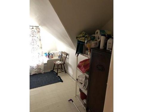24 Richards St, Worcester, MA 01603 photo 5