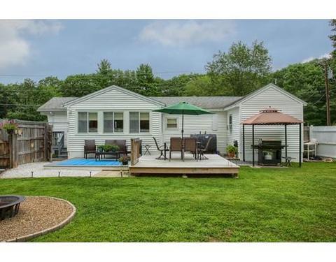 208 Clark St, Gardner, MA 01440 photo 7