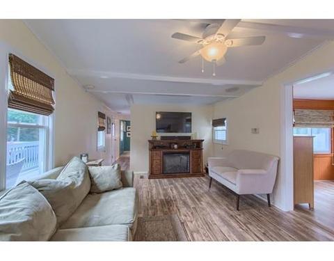 208 Clark St, Gardner, MA 01440 photo 18