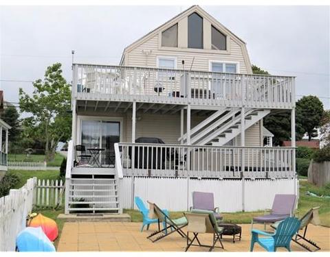 3 Hampton Cir, Hull, MA 02045 photo 2