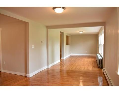 49 Stevens St, Stoneham, MA 02180 photo 2