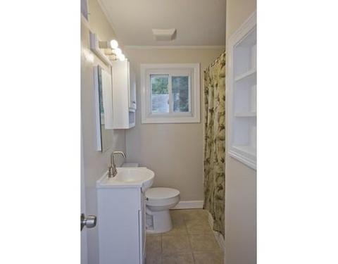 12 Steuben St, Springfield, MA 01151 photo 17
