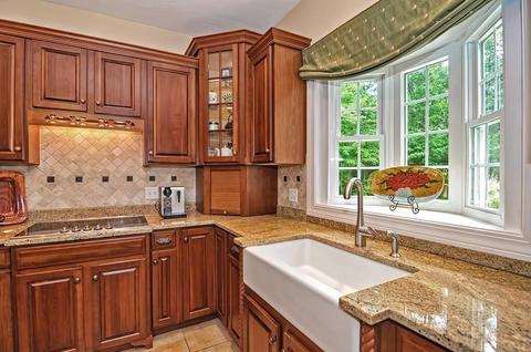 2 River Bend Rd, Upton, MA 01568 photo 5
