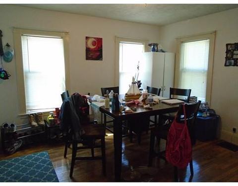 6 Middle St, Stoneham, MA 02180 photo 8