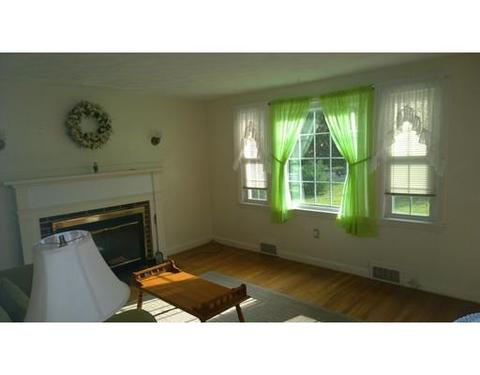 424 Common St, Walpole, MA 02081 photo 5