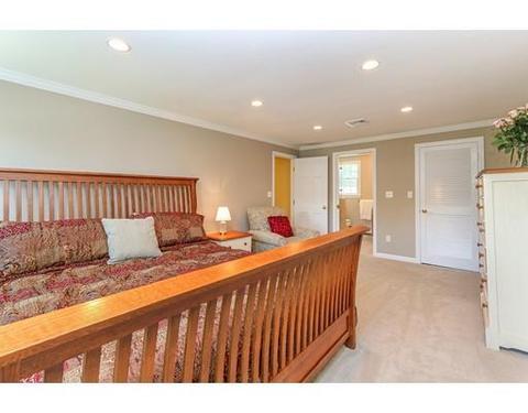 27 Crestview Dr, Millis, MA 02054 photo 13