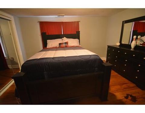 11 Fordham St, Springfield, MA 01104 photo 9