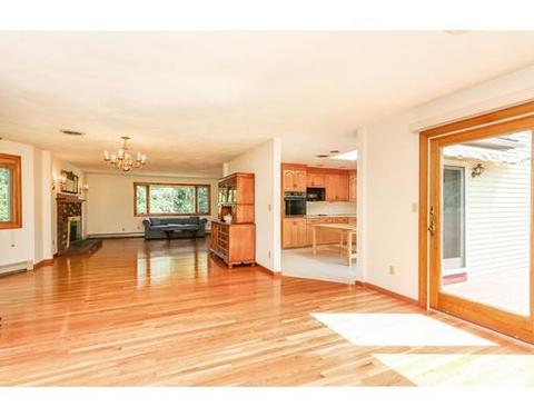 64 Solaris Rd, Dedham, MA 02026 photo 9