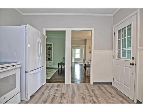 33 Baker St, Worcester, MA 01603 photo 9