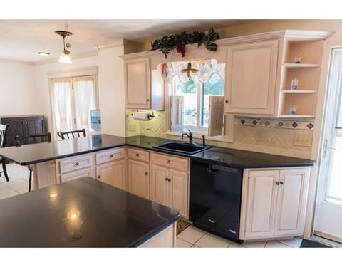 76 Lynn St, Everett, MA 02149 photo 16