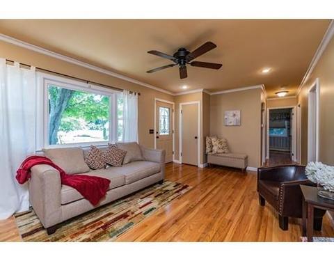 46 Melba St, Springfield, MA 01119 photo 2