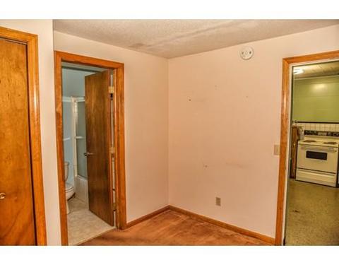 38 Bourne St, Palmer, MA 01080 photo 10