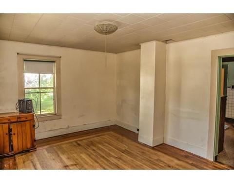 38 Bourne St, Palmer, MA 01080 photo 7