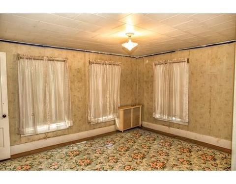 38 Bourne St, Palmer, MA 01080 photo 12