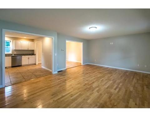 16 Bissell St, Springfield, MA 01119 photo 2
