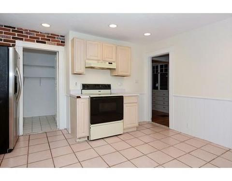 332 Maple St, Danvers, MA 01923 photo 14