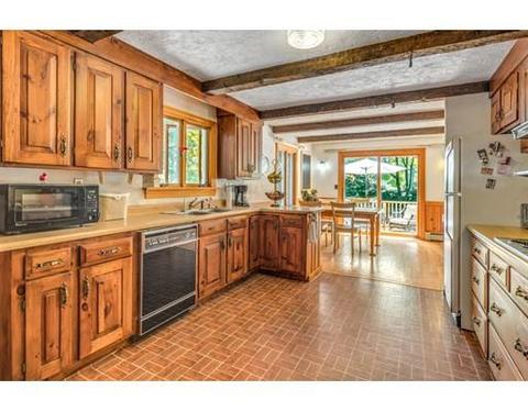 42 E Corning St, Beverly, MA 01915 photo 16