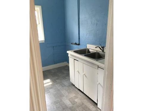 363 Columbia St, Fall River, MA 02721 photo 10