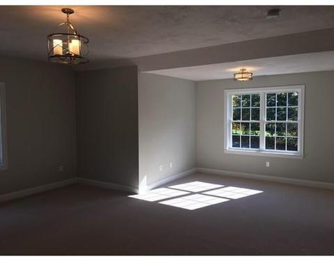 21 Thayer Rd, Mendon, MA 01756 photo 8