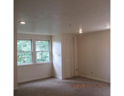41 Cedar Cir, Randolph, MA 02368 photo 12