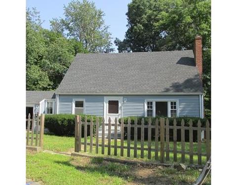 41 Cedar Cir, Randolph, MA 02368 photo 1