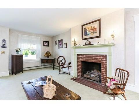 177 Martha St, Fall River, MA 02720 photo 5