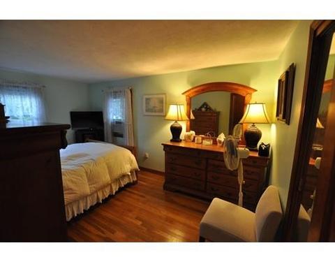 22 Bear Hill Rd, Reading, MA 01867 photo 11