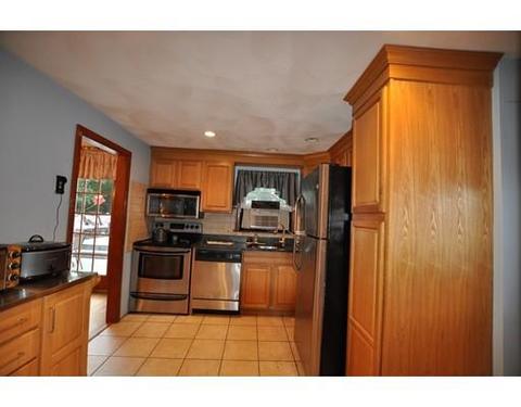 22 Bear Hill Rd, Reading, MA 01867 photo 4