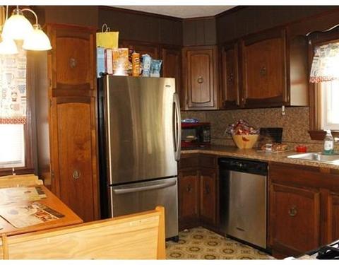 73 Wooley St, Fall River, MA 02724 photo 24