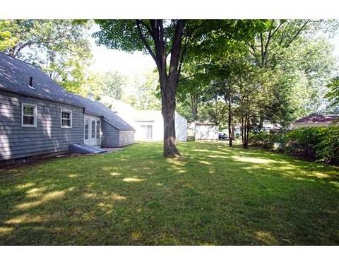 31 Strathmore St, Springfield, MA 01109 photo 19