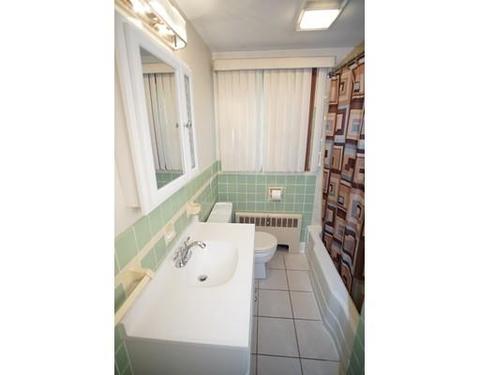 31 Strathmore St, Springfield, MA 01109 photo 13