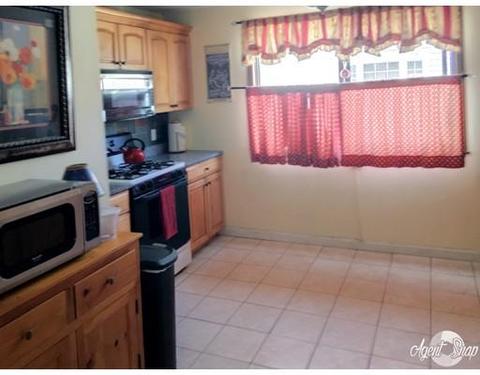 45 H St, Hull, MA 02045 photo 3