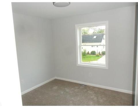 59 Maplewood Ave, Chicopee, MA 01013 photo 9