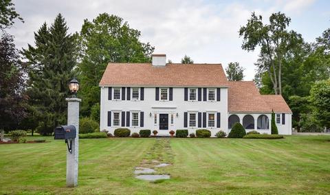 420 Pleasant St, Athol, MA 01331 photo 1
