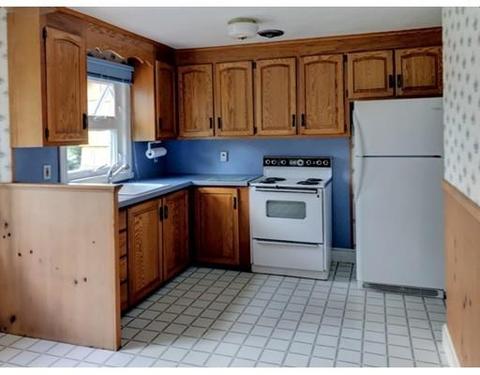 140 Acrebrook Rd, Springfield, MA 01129 photo 2