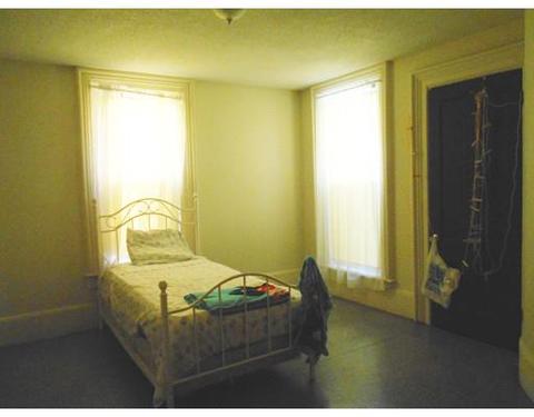 104 Bancroft St, Springfield, MA 01107 photo 7