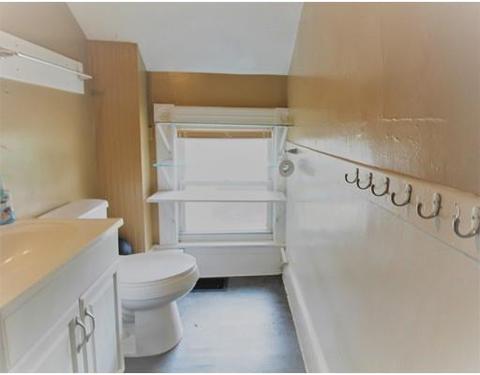58 Haskin St, Springfield, MA 01109 photo 16