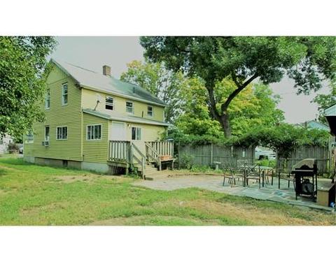 58 Haskin St, Springfield, MA 01109 photo 10